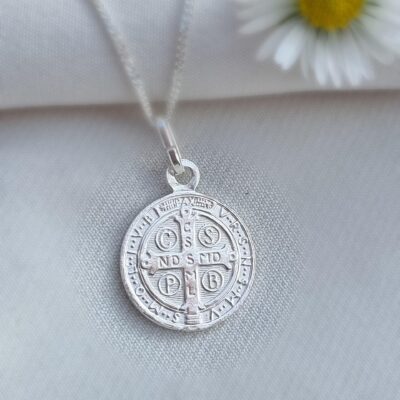 Alternative view of Colgante San Benito 15mm