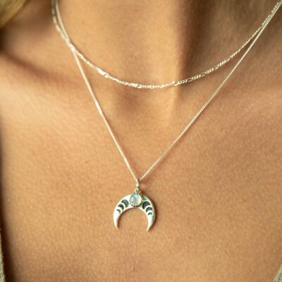 Alternative view of Colgante Luna Invertida Piedra Luna