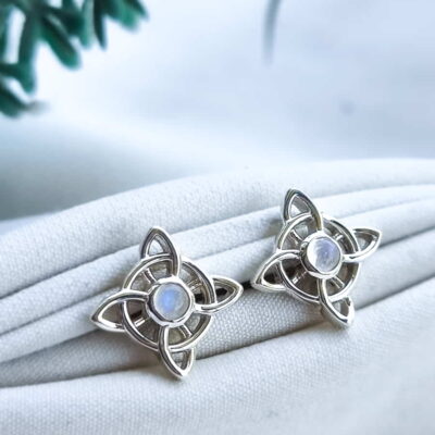 Aros Nudo de Brujas Piedra Luna pegados