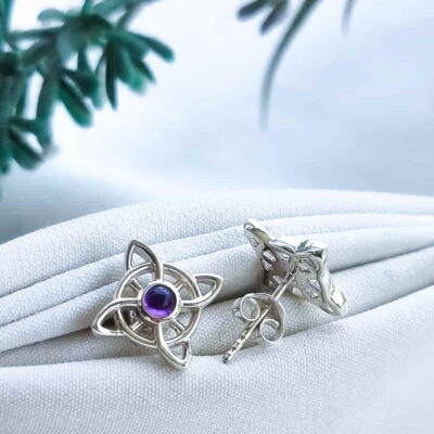 Alternative view of Aros Nudo de Brujas Amatista pegados