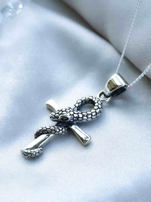 Colgante Cruz de Ankh con Serpiente