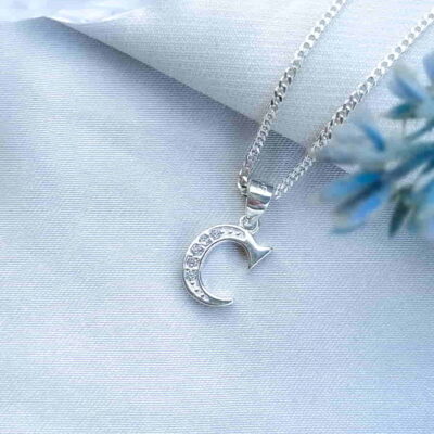 Alternative view of Colgante Letra C