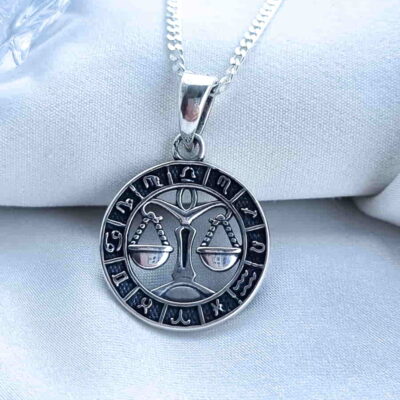 Alternative view of Colgante Signo Libra