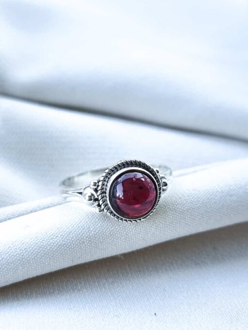 Anillo Lisandra Granate