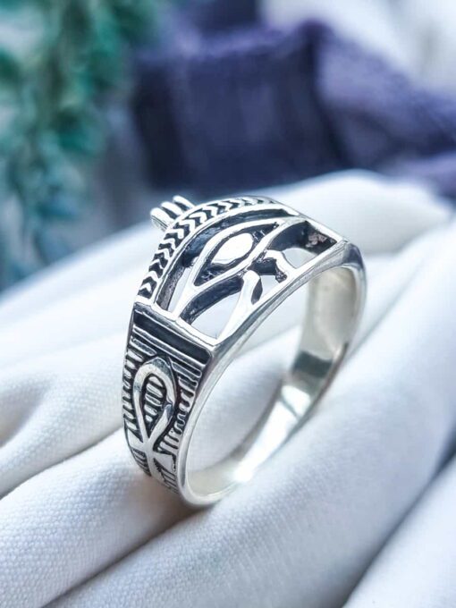 Anillo Ojo de Horus y Cruz de Ankh