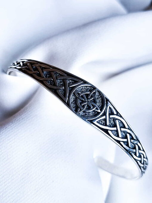 Brazalete Nudo de Bruja