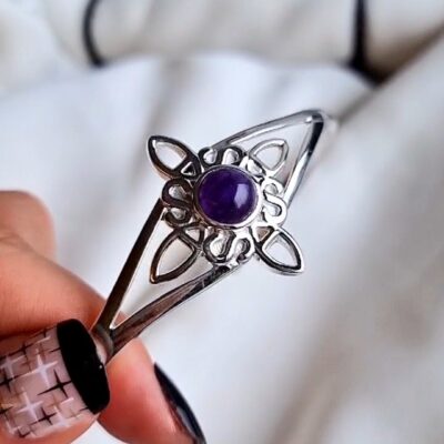 Alternative view of Brazalete Nudo de Bruja con Piedra