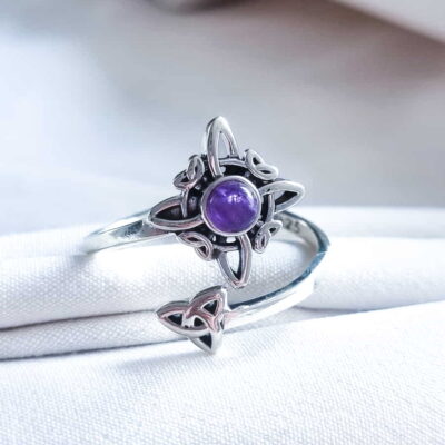 Anillo Nudo de Bruja y Triqueta Amatista Ajustable