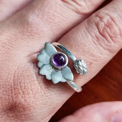 Alternative view of Anillo Flor de Loto Espiritual ajustable Amatista