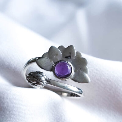 Anillo Flor de Loto Espiritual ajustable Amatista