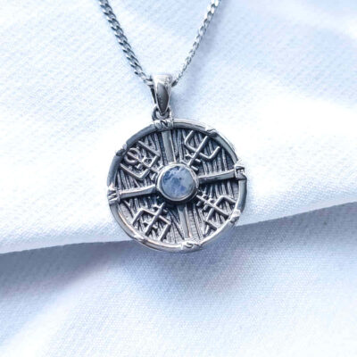 colgante-brujula-vegvísir-piedra-luna
