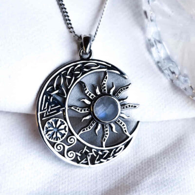 Colgante Valknut Sol y Luna de 5 Amuletos con Piedra Luna
