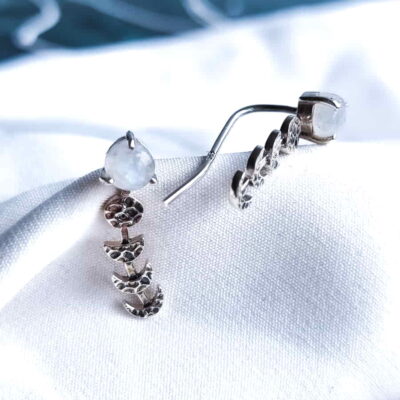 Trepador fases lunares con Piedra Luna